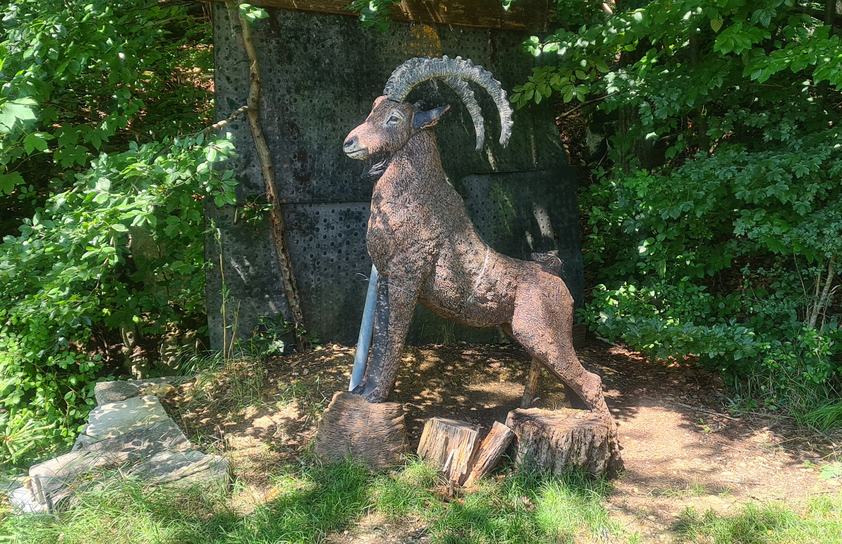 Colemen Traditionell intuitiv Bogenschießen, 3D Bogenparcours Tombows